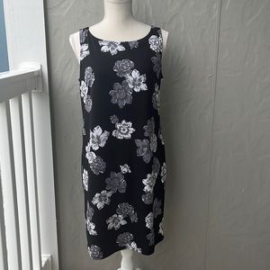 Ann Taylor Floral Sleeveless Black White  Dress MP